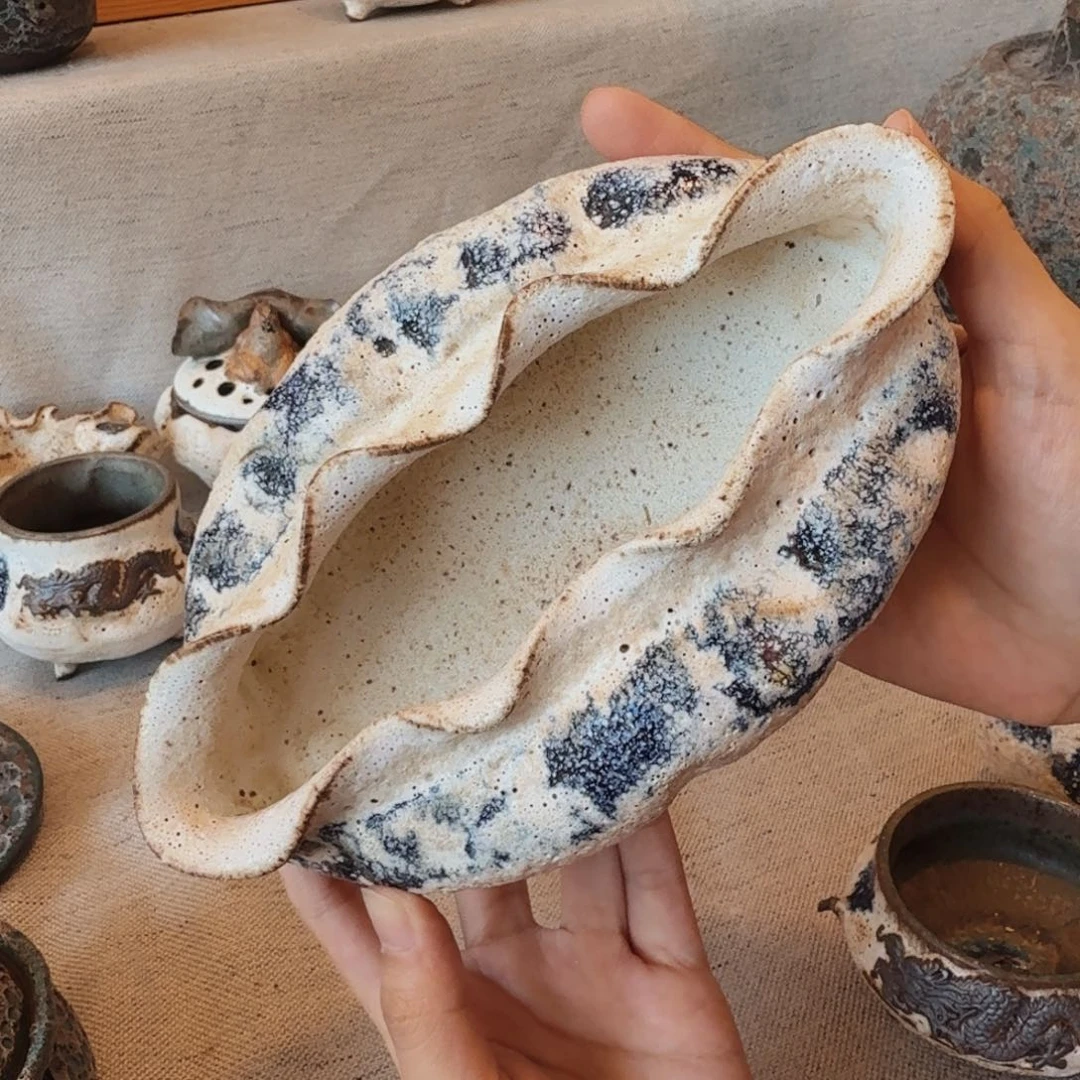 手捏贝壳建水盆栽一个