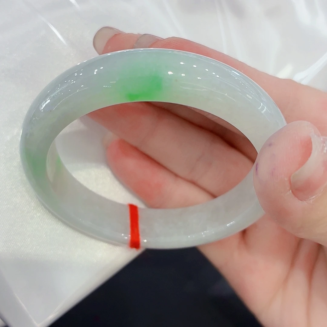 翡翠未镶嵌手镯翡翠52.53圈口