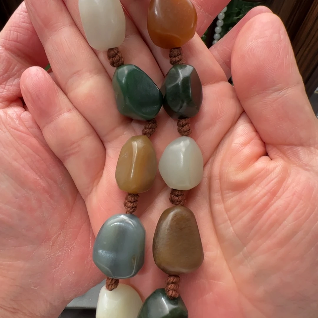 未镶嵌和田玉车挂