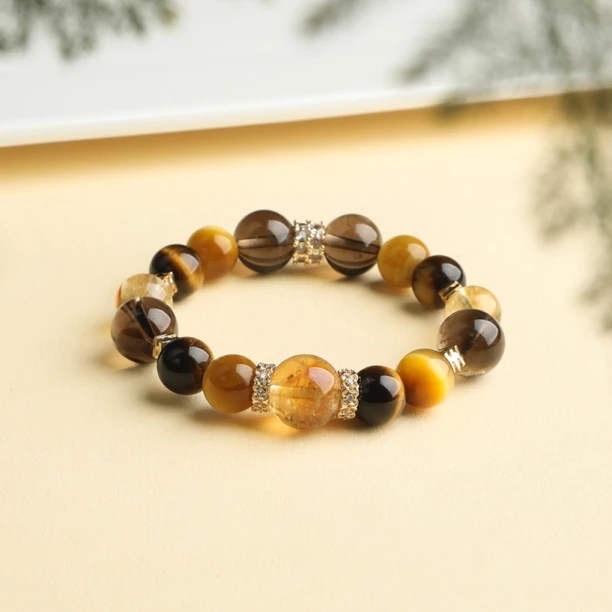 （桃）黄塔茶晶虎眼三宝手链一条（多样性发货)