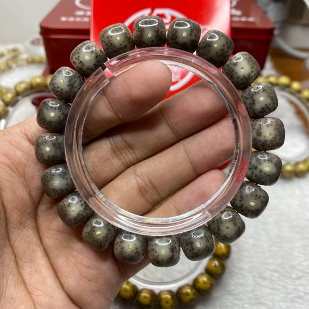 12*11灰冰月朗星稀针尖小细星海南星月菩提手串直销正品保障