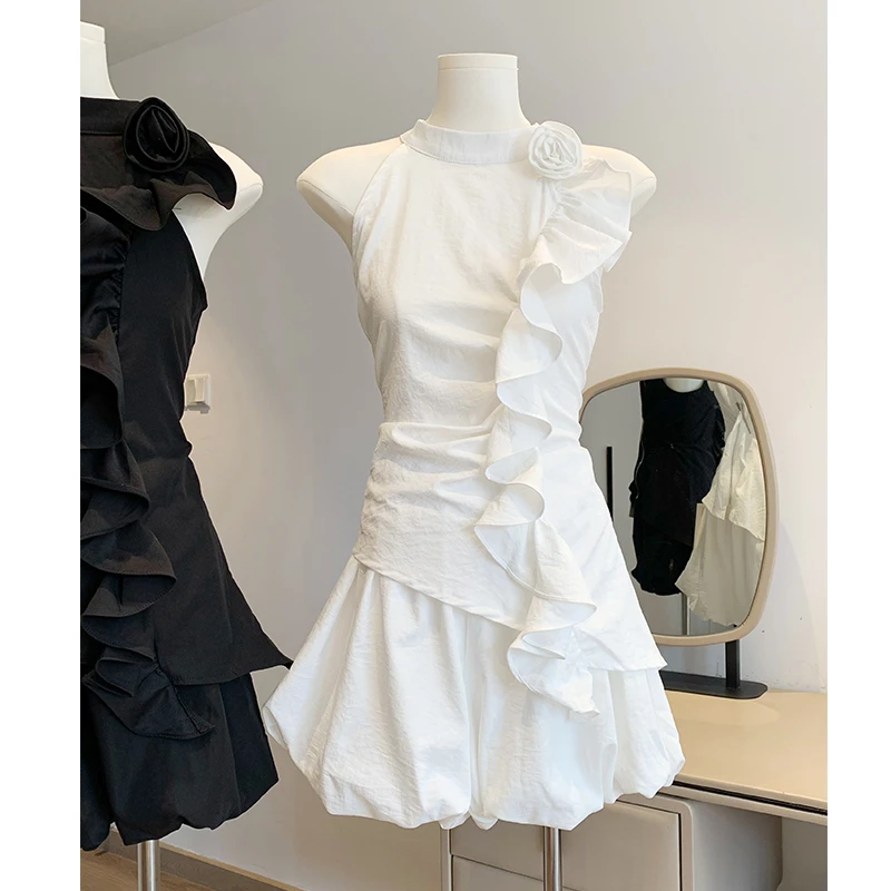 小众不撞款套装气质名媛不规则荷叶边褶皱挂脖上衣花苞短裤两件套