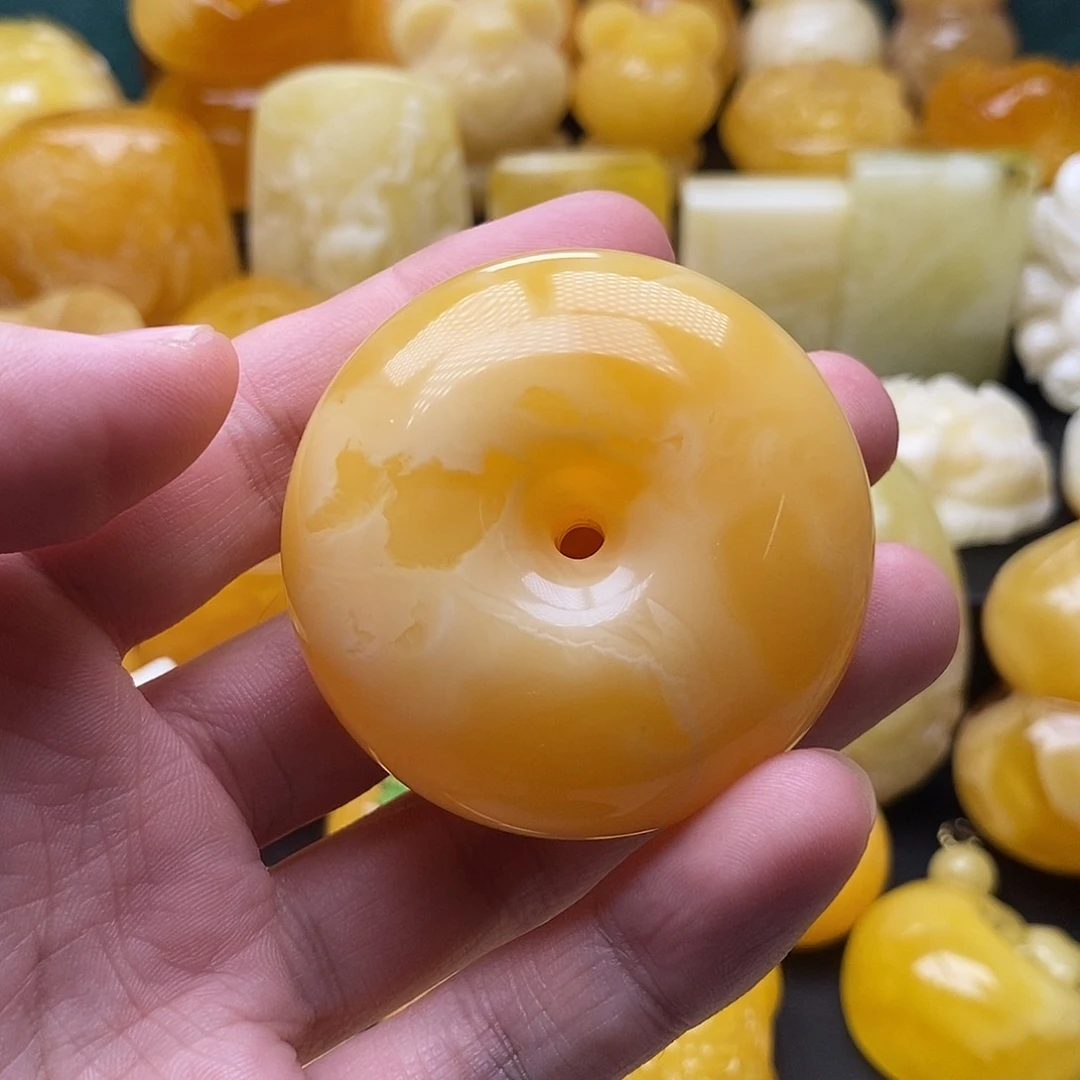 琥珀颈饰未镶嵌琥珀蜜蜡吊坠