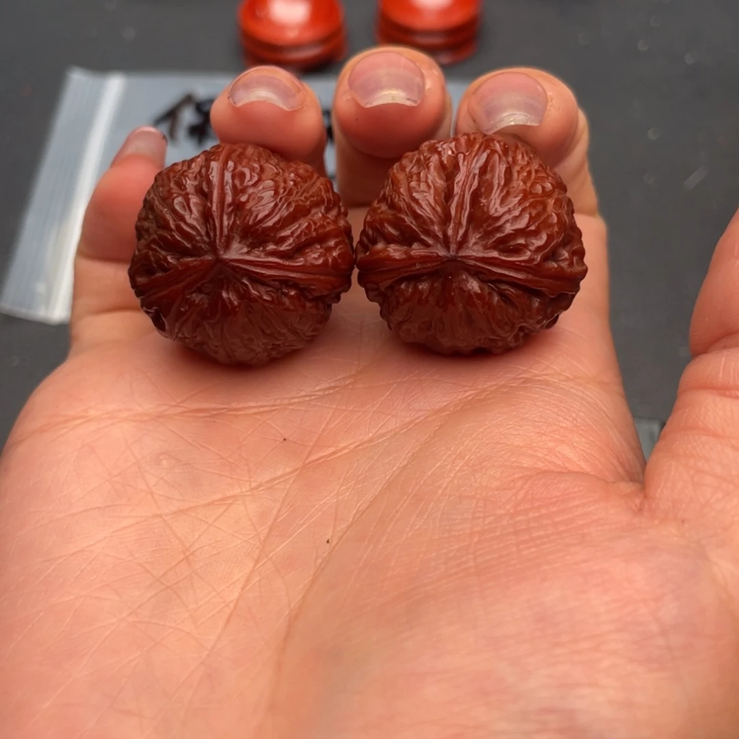 心***️把件文玩核桃三棱