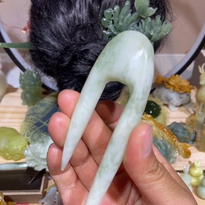 蛇纹石玉未镶嵌发饰