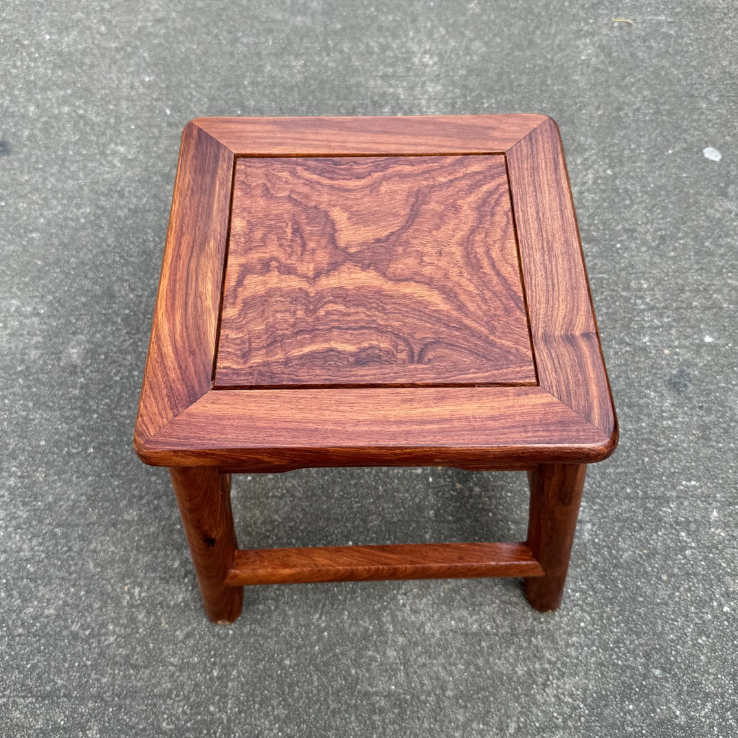 刺猬紫檀红木富贵小方凳白胚28*28*28红木方凳