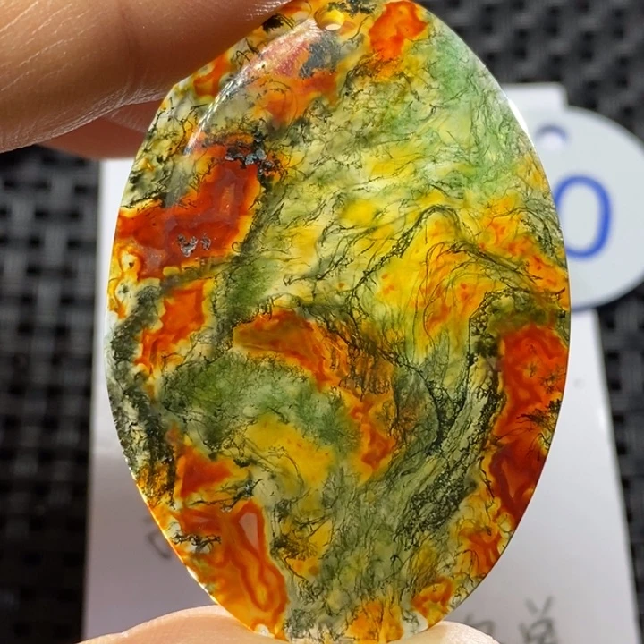未镶嵌颈饰玛瑙/玉髓娜***样
