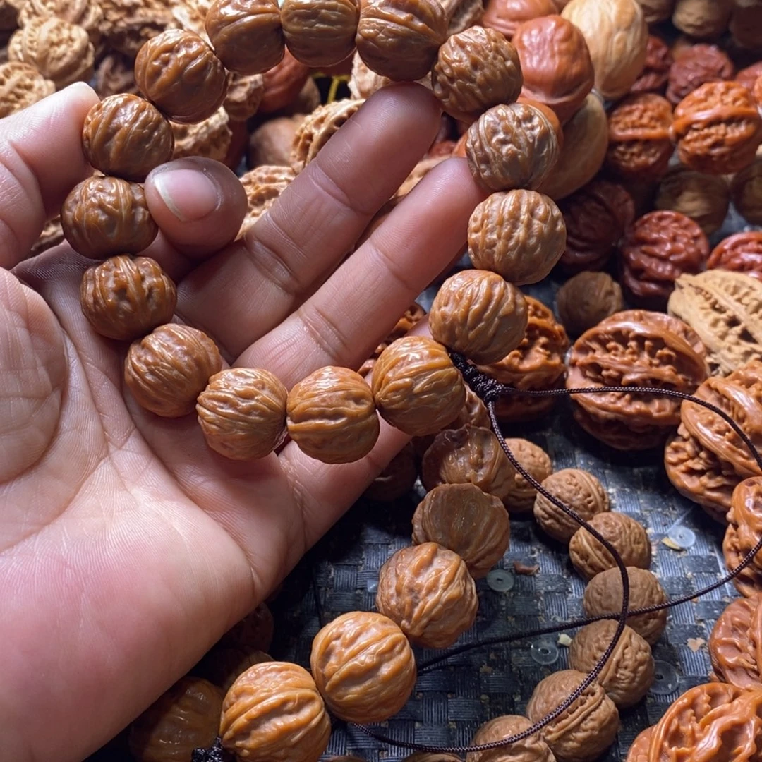 *****文玩核桃吊坠树王