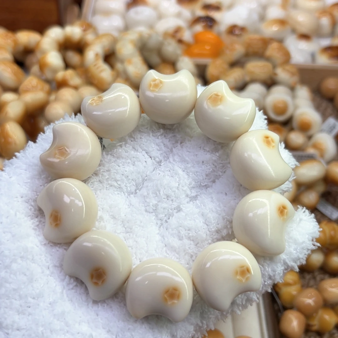 菩提根/象牙果手串26 象牙果原果雕刻炭烧浮雕胖月亮微瑕