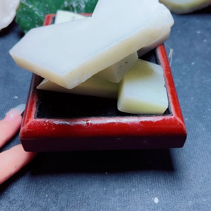 未镶嵌和田玉珠宝奇石