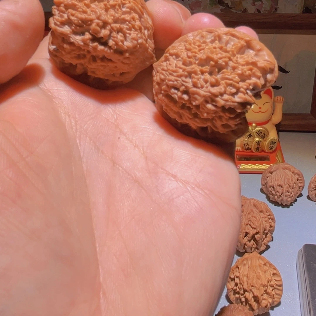 瑞金文玩核桃百花山满天星
