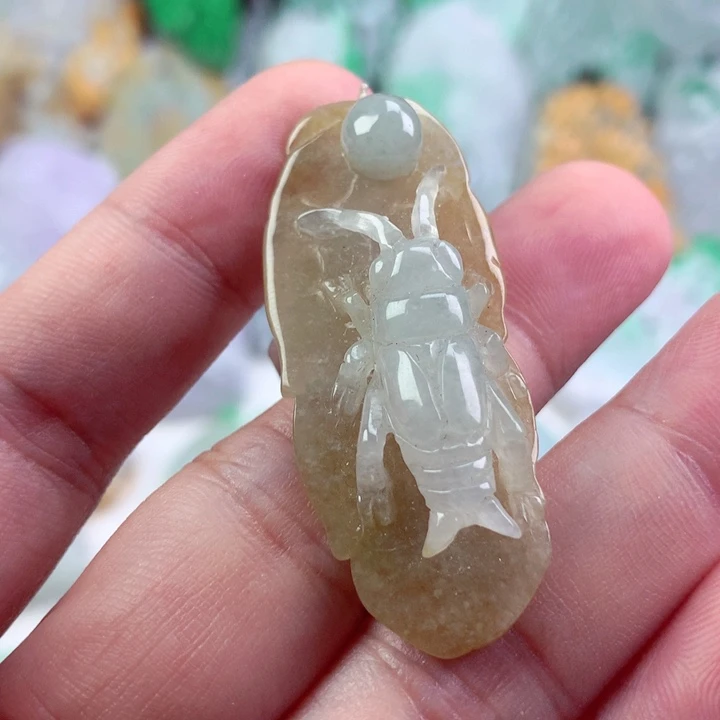 吊坠(不含链)未镶嵌翡翠