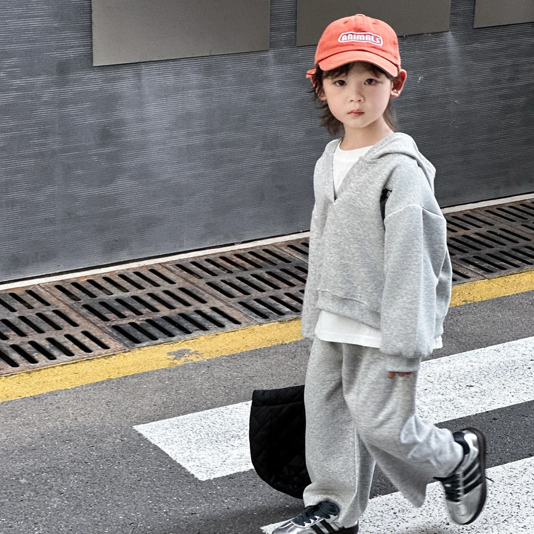 儿童卫衣套装三件套洋气男童女童连帽卫衣时髦运动韩版春秋季套装
