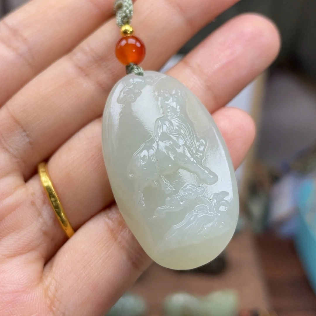 和田玉未镶嵌颈饰