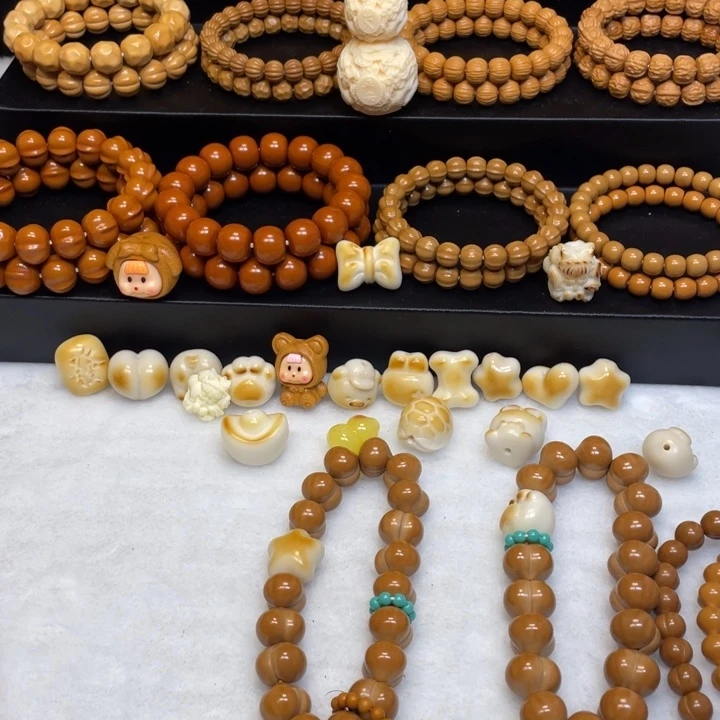 赵***彤手串/手链核桃18手工屁桃