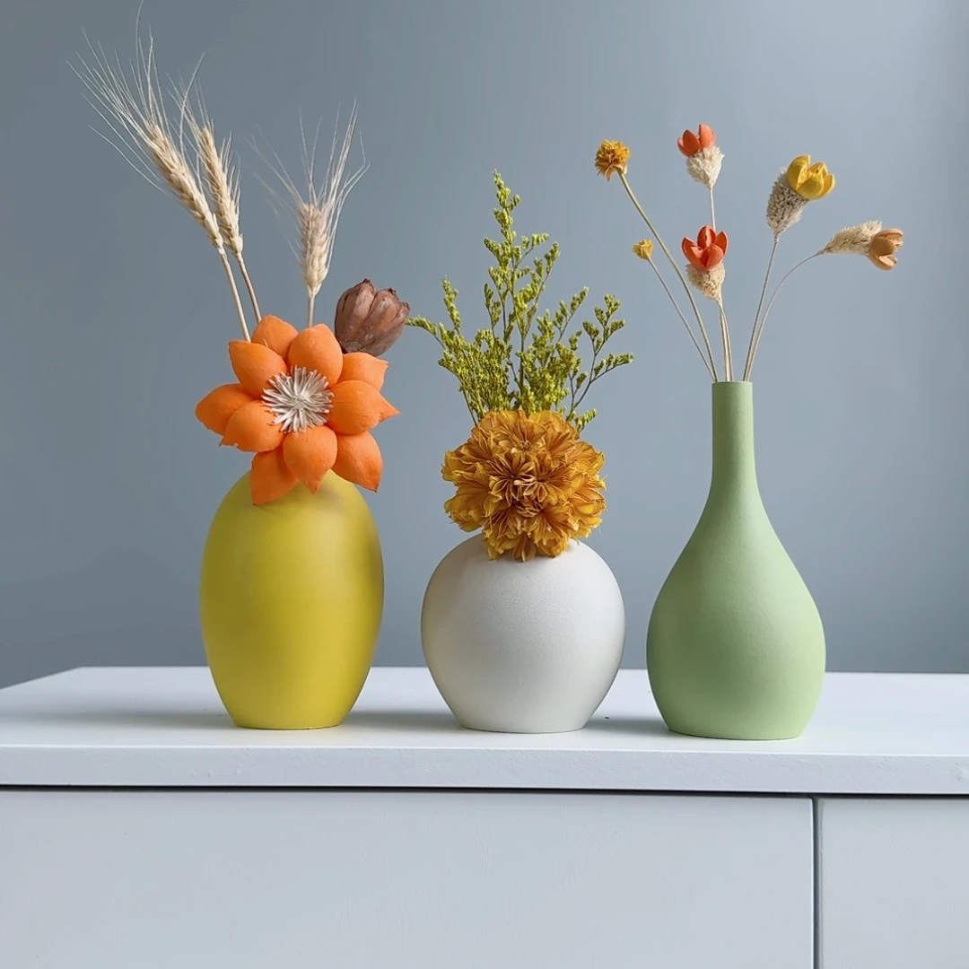 摆件陶瓷小花瓶摆件含花总高约20-30cm