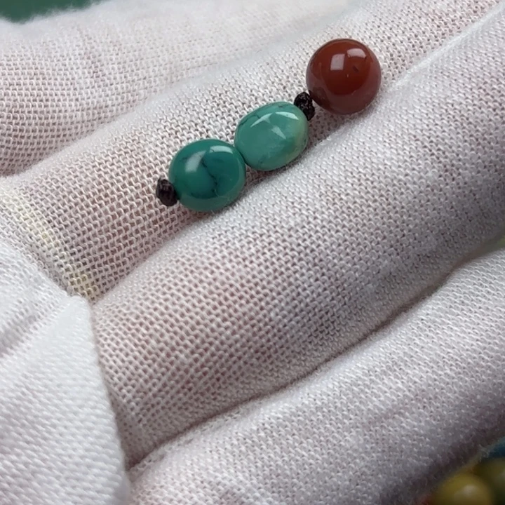 未镶嵌南红玛瑙珠宝奇石