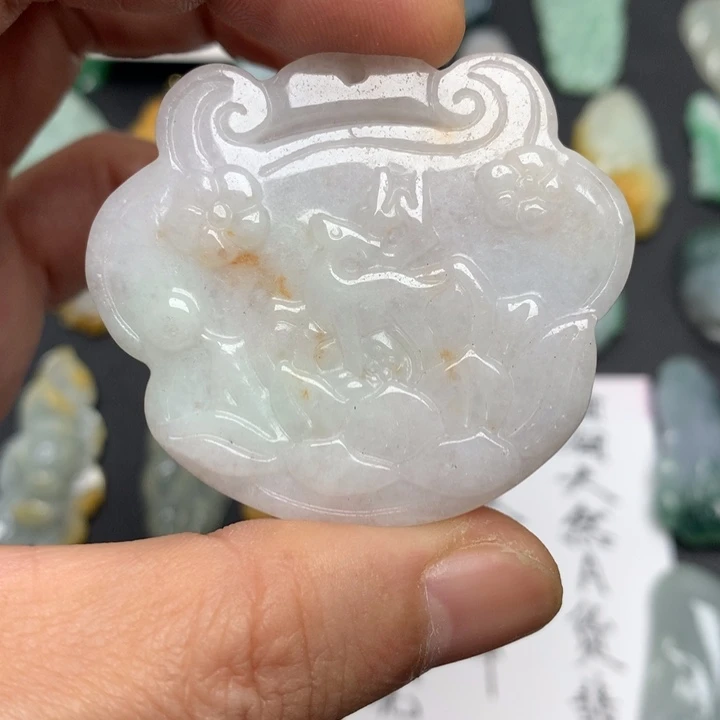 翡翠未镶嵌颈饰天然A货翡翠