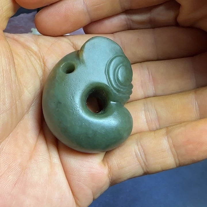 半***人未镶嵌和田玉挂件