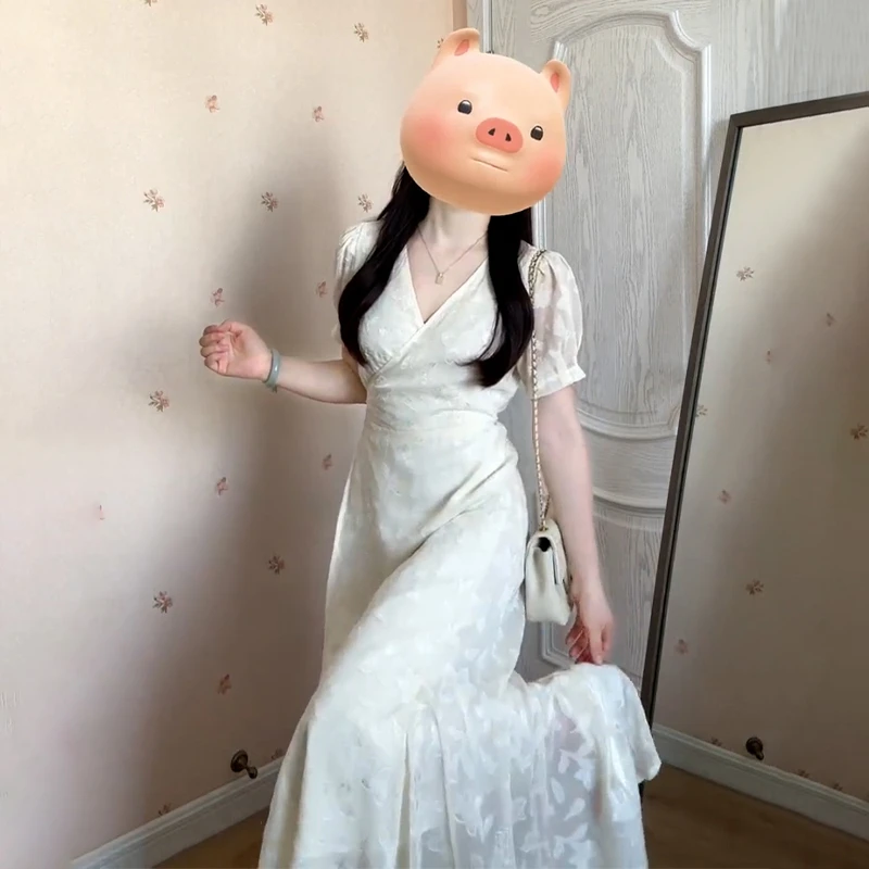 1982新中式轻国风白色碎花连衣裙子女装新款春夏茶歇法式气质长裙