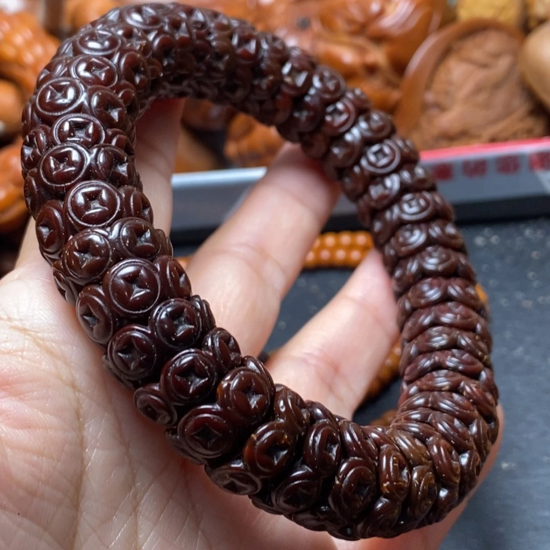 吊坠猴头核桃紫金