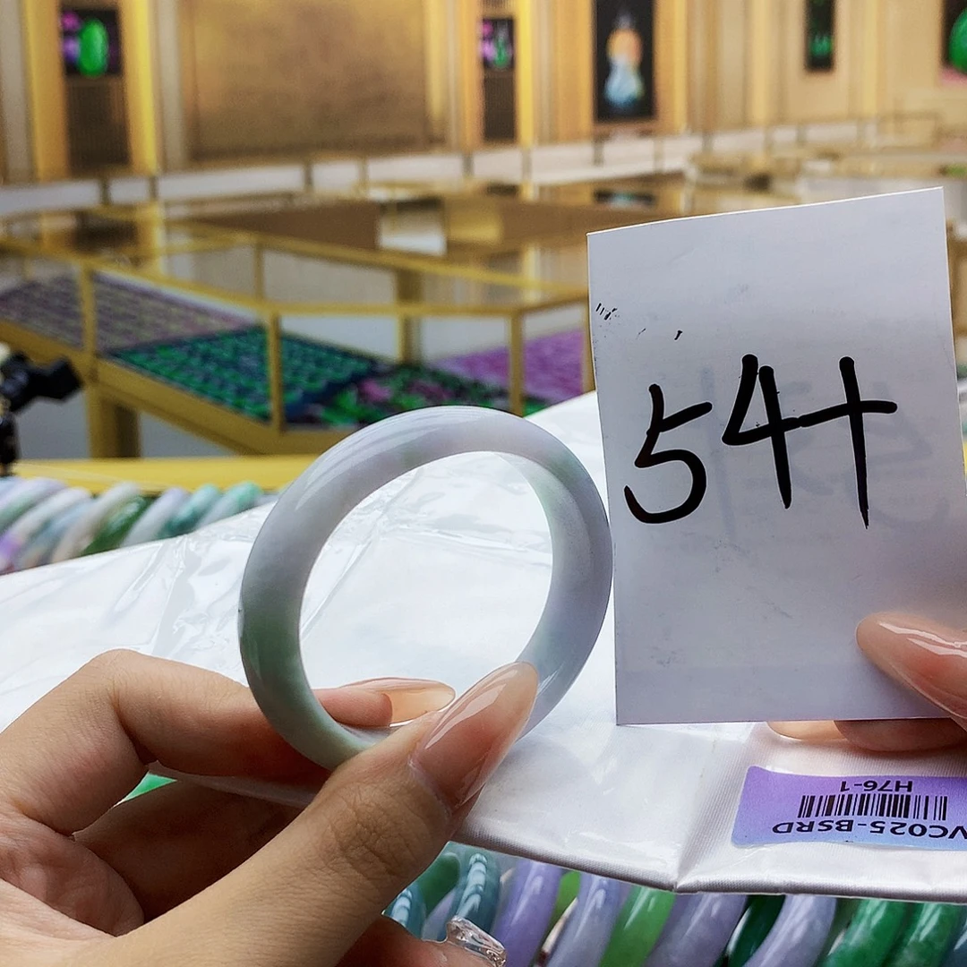 翡翠手镯未镶嵌00098766656789