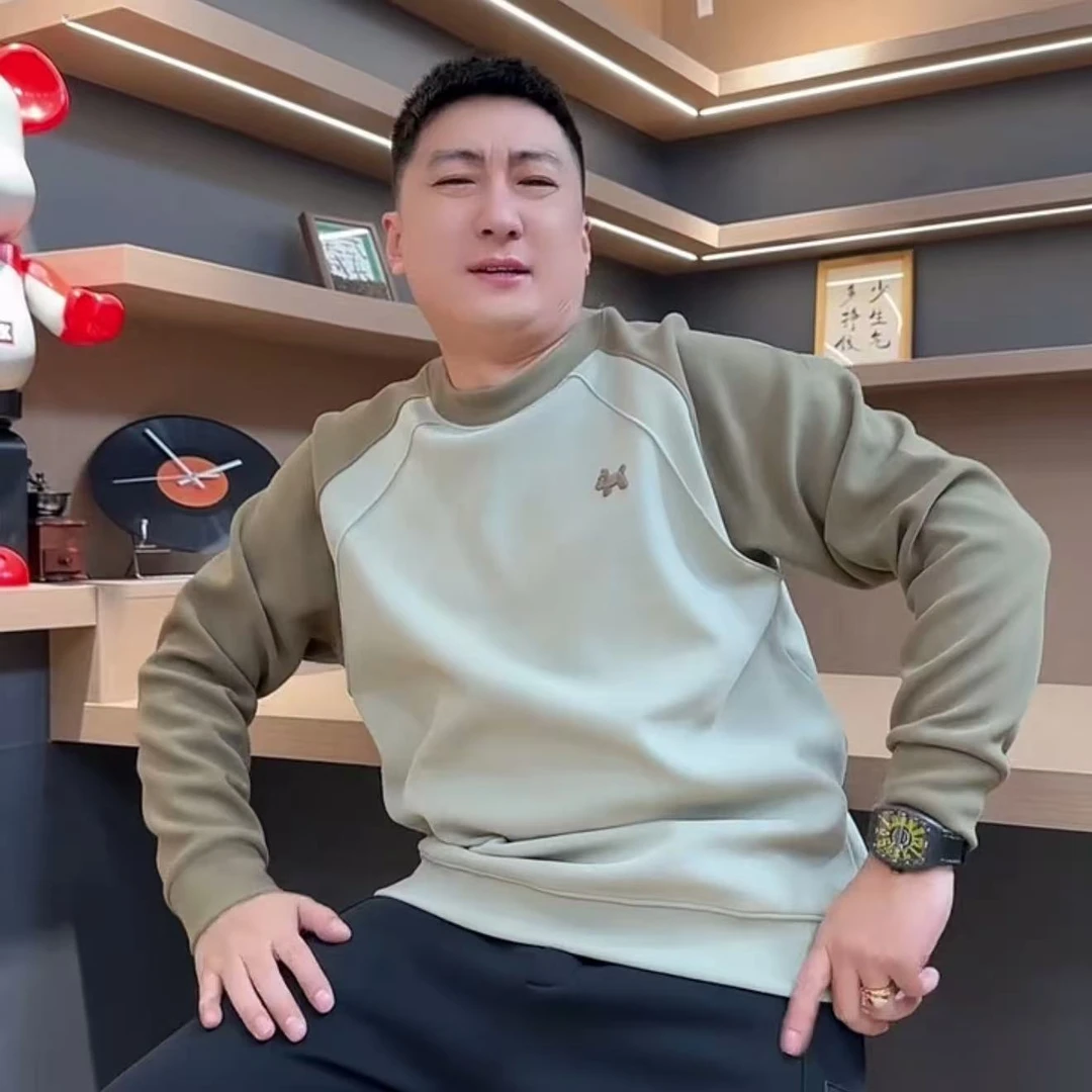 2025冬季加绒小狗刺绣圆领卫衣男潮流拼接百搭舒适休闲上衣打底衫