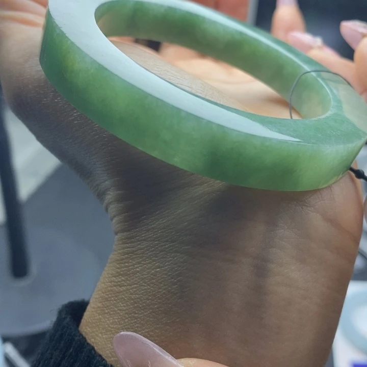 定制翡翠翡翠手镯未镶嵌
