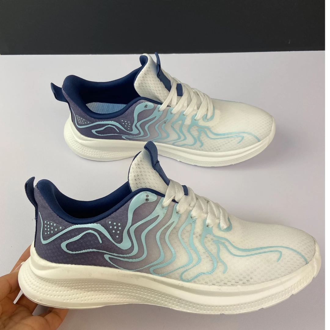 2025春夏新款时尚百搭防滑休闲透气男士冰丝网面运动鞋跑鞋666