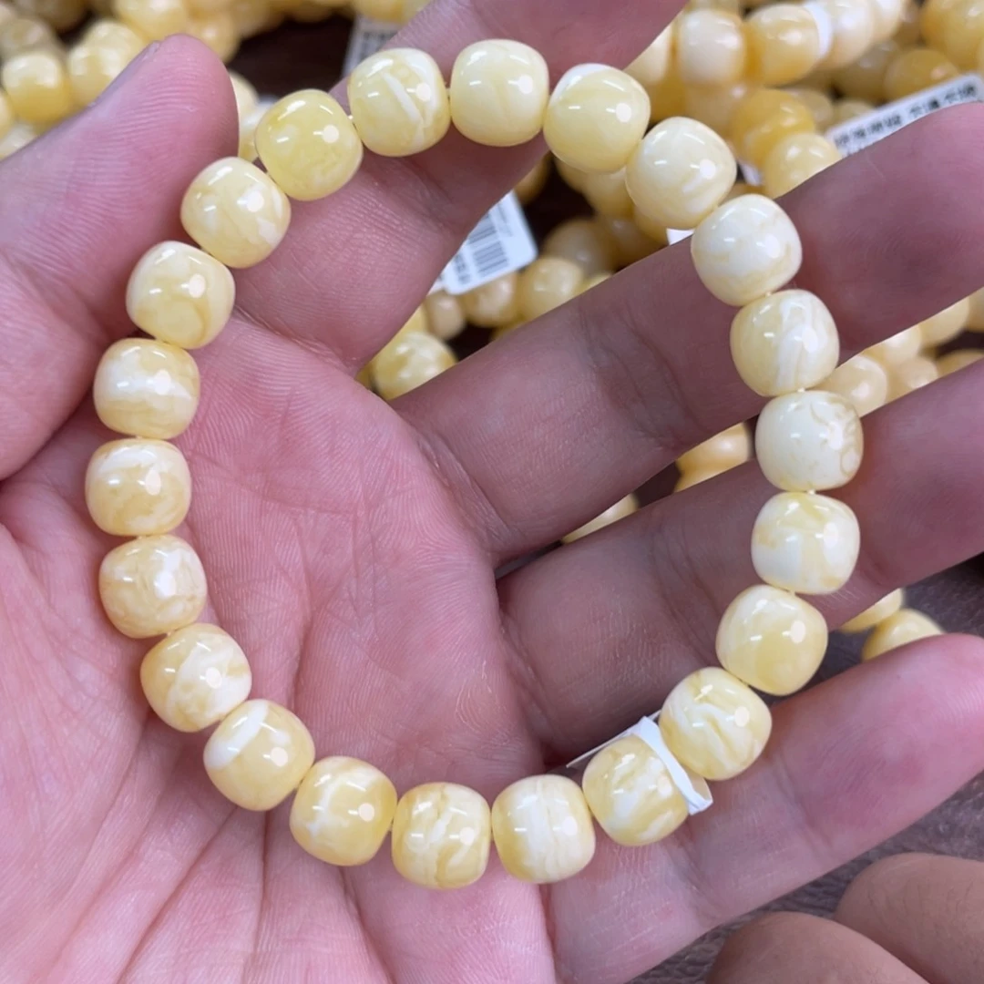 未镶嵌琥珀裸石024000000