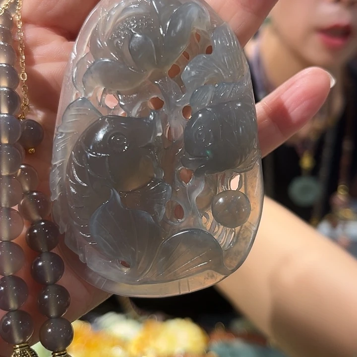 岫玉未镶嵌毛衣链