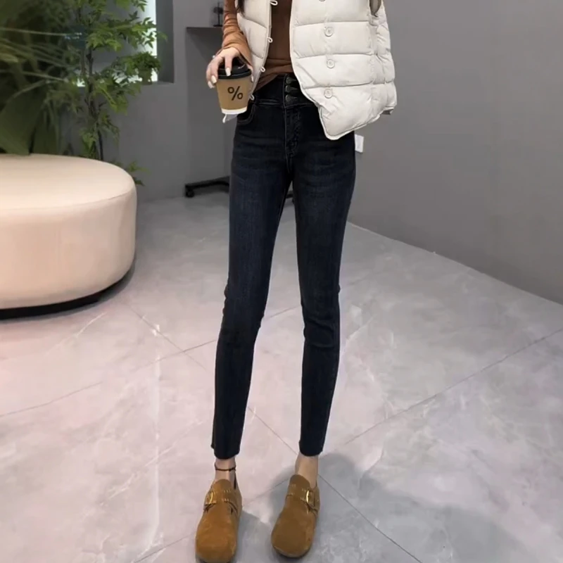 秋季新款三粒扣复古百搭牛仔小脚裤大码女装高腰显瘦九分铅笔裤子