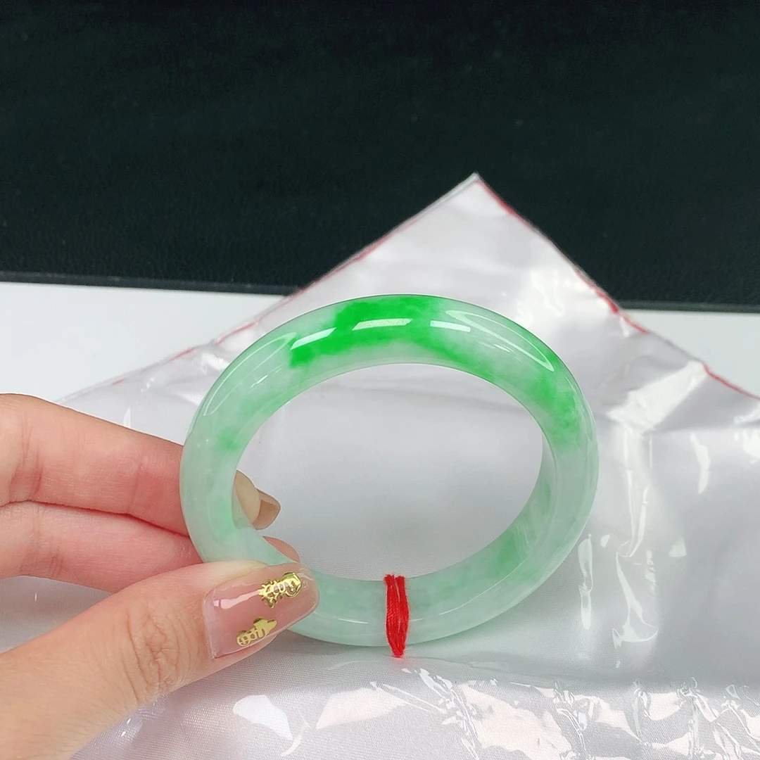 翡翠手镯未镶嵌天然翡翠A货804