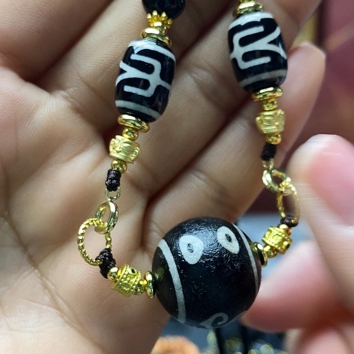 玛瑙/玉髓合金颈饰