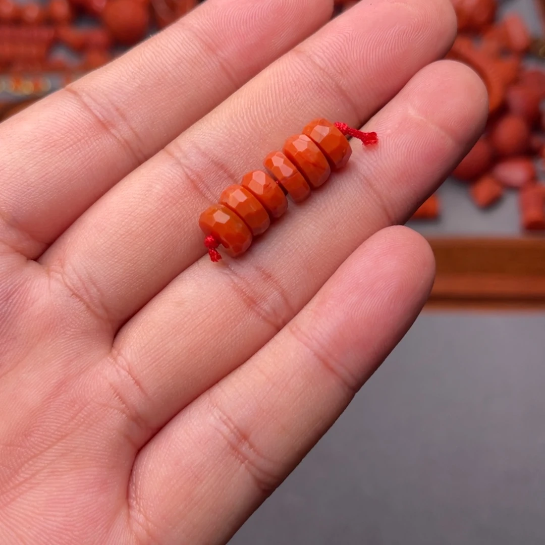 未镶嵌配饰南红玛瑙