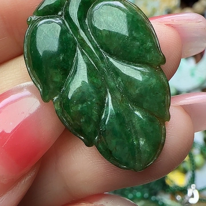 翡翠未镶嵌颈饰天然A货36