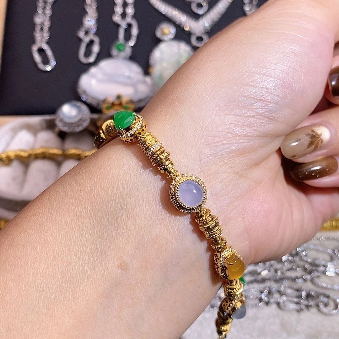 翡翠18K金镶嵌手链手链