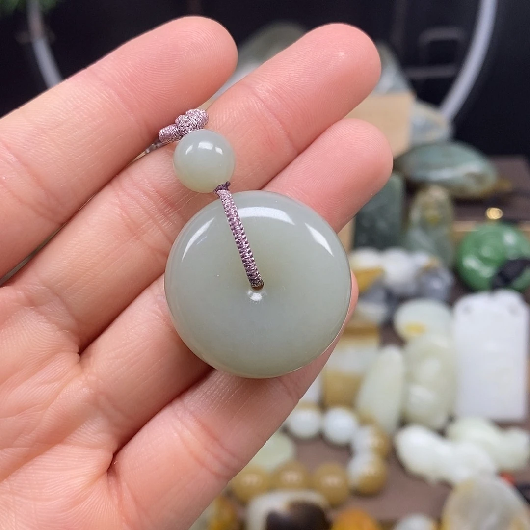 和田玉颈饰未镶嵌6