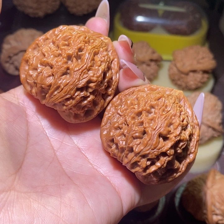 文玩核桃吊坠水龙纹44