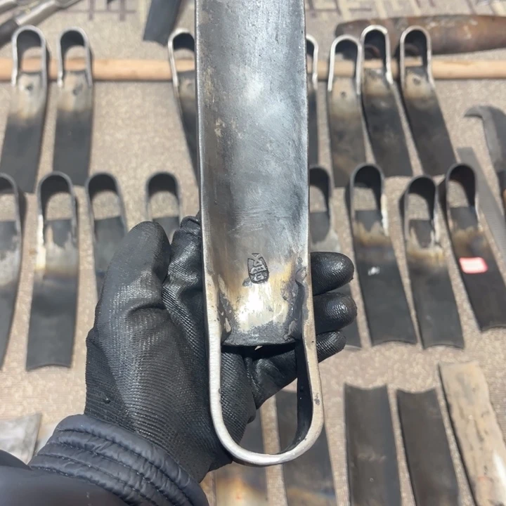 浙***车龙泉手工制作工艺锄头炮管