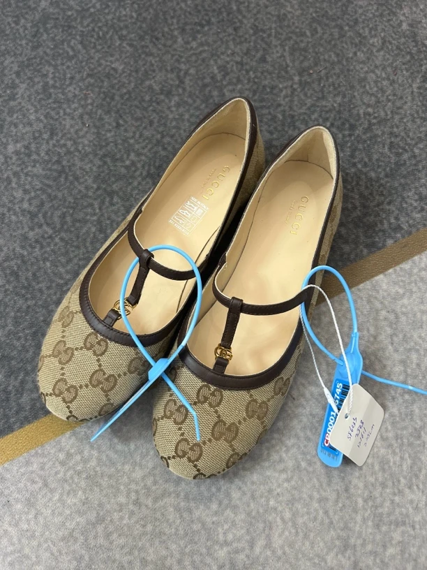 99新 GUCCI/古驰 老花女鞋三五码