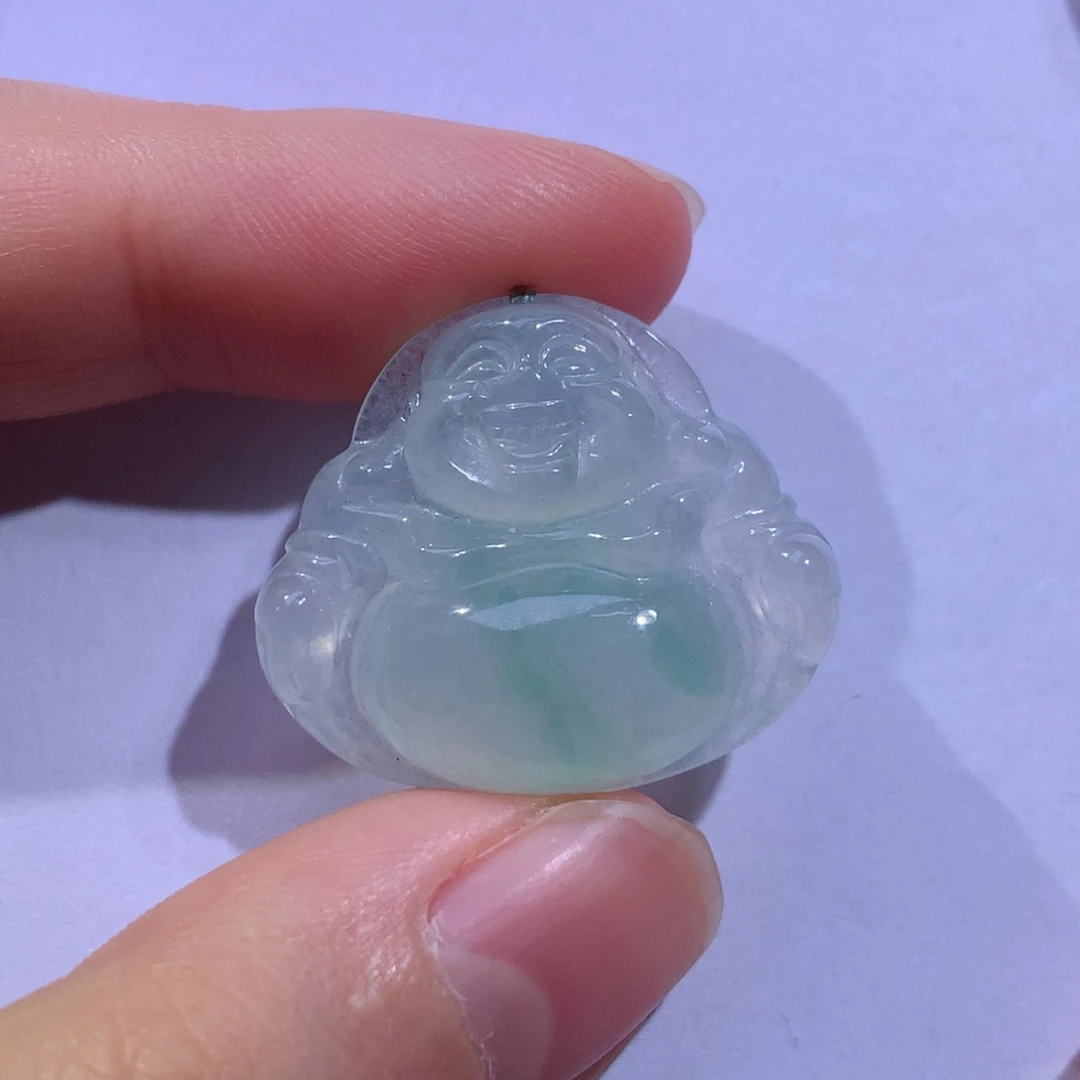 翡翠颈饰未镶嵌佛公
