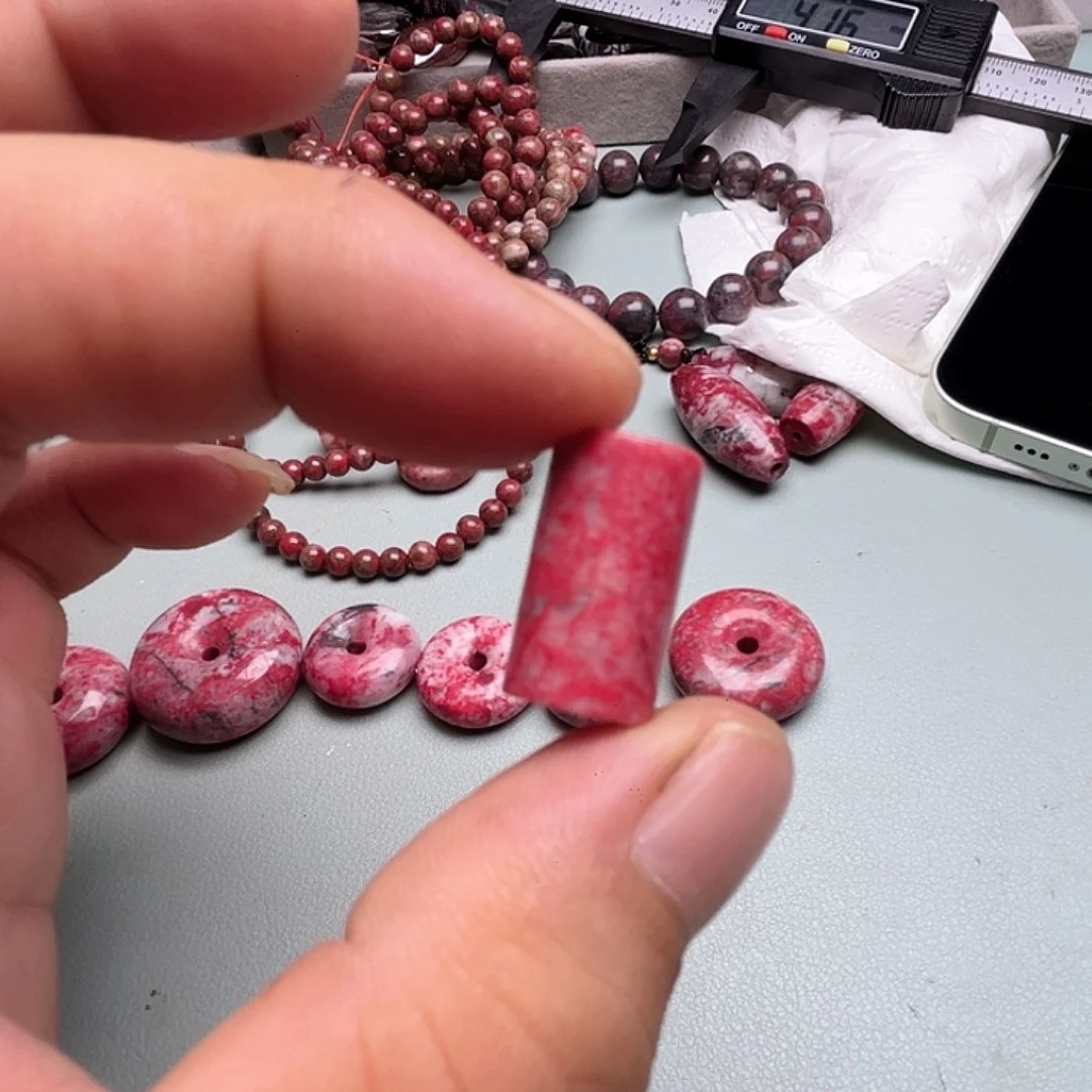 紫砂天然朱砂辰石吊坠