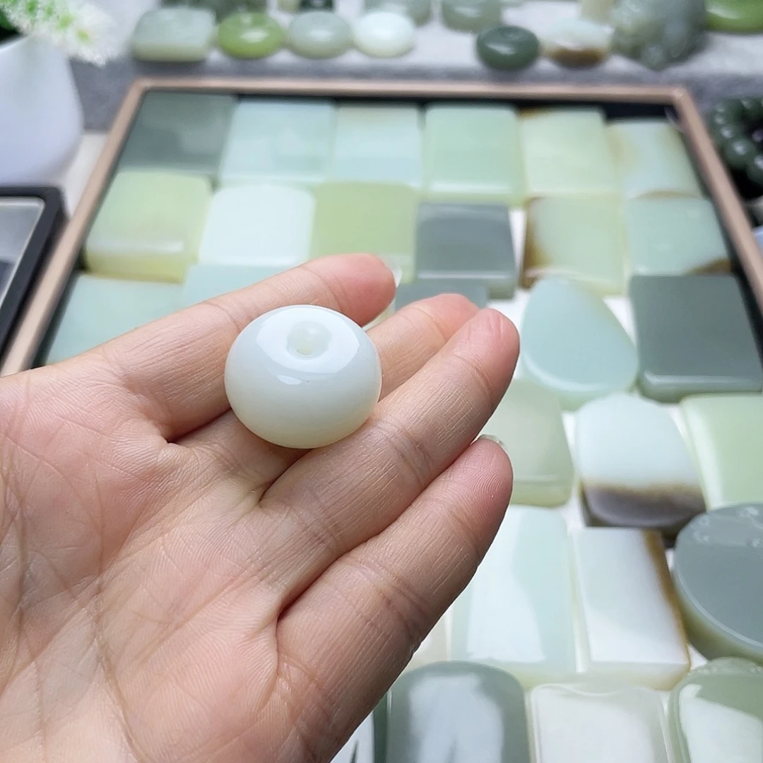 颈饰未镶嵌和田玉（糖玉）天****7