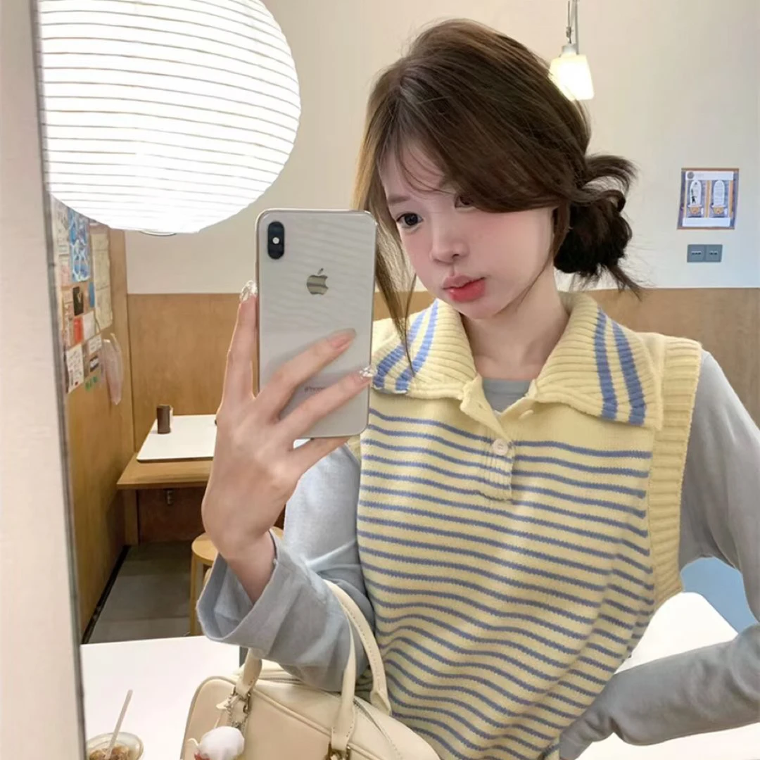 气质风韩系新款撞色条纹洋气针织马甲减龄翻领女装上衣