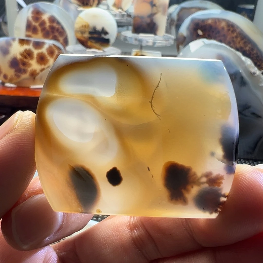 未镶嵌玛瑙/玉髓珠宝奇石