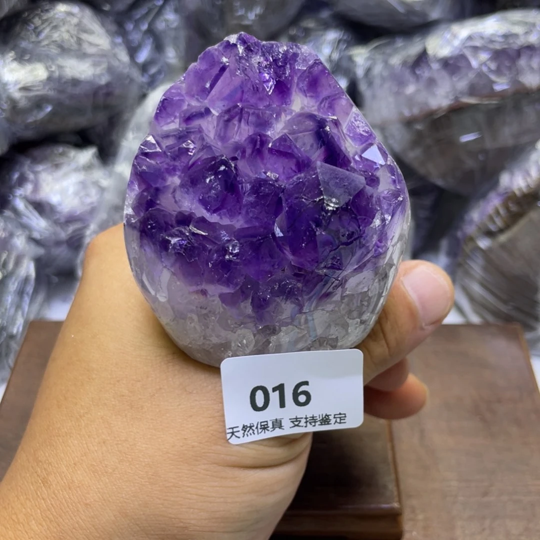 未镶嵌水晶大型摆件（非配饰）