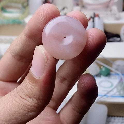 石英质玉未镶嵌吊坠(赠链)