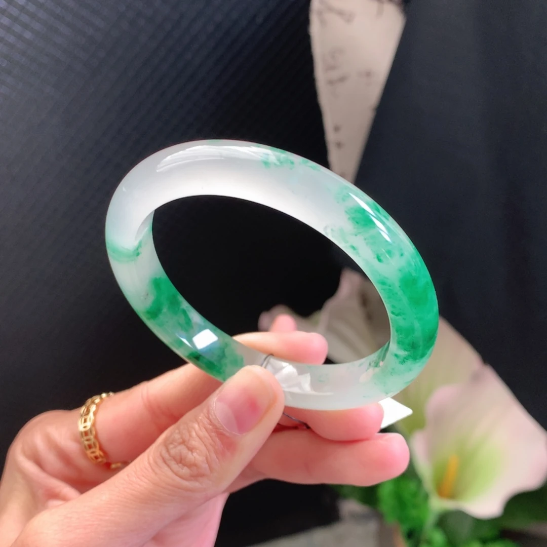 石英质玉未镶嵌手镯