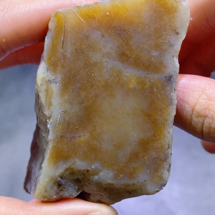 和田玉未镶嵌珠宝半成品